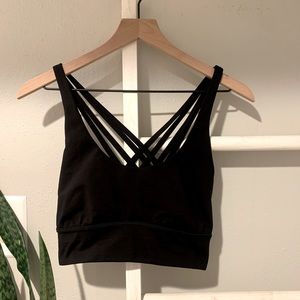 Black strappy Lululemon Sports Bra size 12 XL